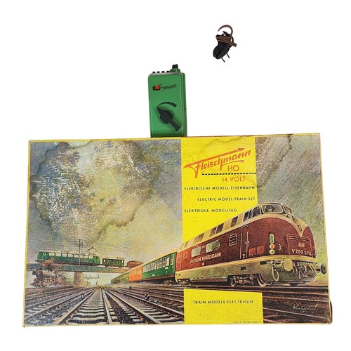 Set treno modello elettrico